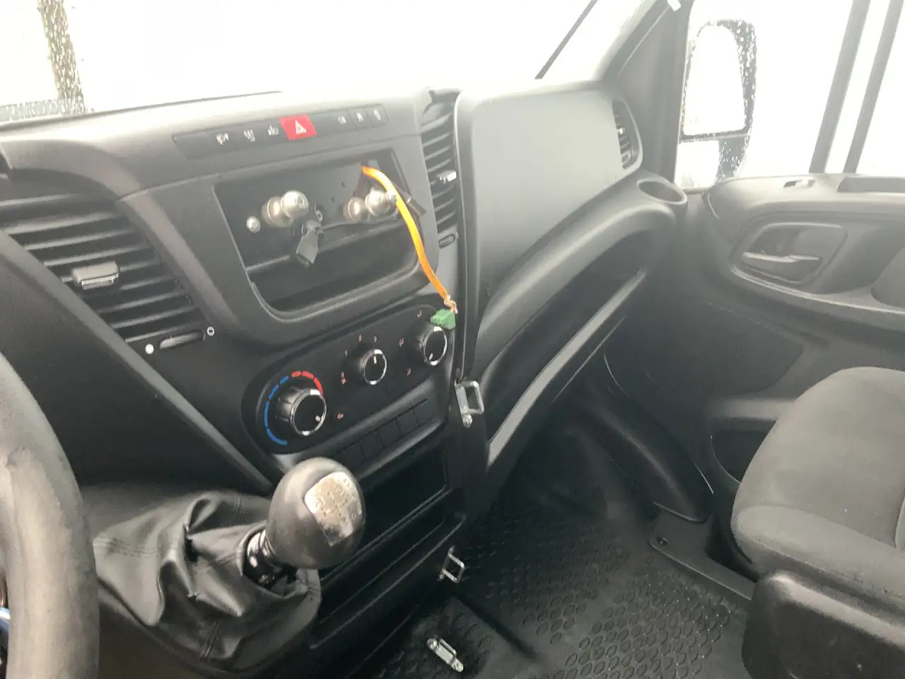 Iveco Daily 35S12 2.3 345 VriesAuto 10 deuren _40 gr onder 0, - Dostavno vozilo hladnjača: slika Iveco Daily 35S12 2.3 345 VriesAuto 10 deuren _40 gr onder 0, - Dostavno vozilo hladnjača Iveco Daily 35S12 2.3 345 VriesAuto 10 deuren _40 gr onder 0, - Dostavno vozilo hladnjača: slika Iveco Daily 35S12 2.3 345 VriesAuto 10 deuren _40 gr onder 0, - Dostavno vozilo hladnjača