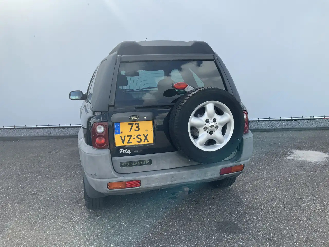 Land Rover Freelander Hardback 2.0 Td4 S Hard Top Grijs Kenteken Automaa - SUV: slika Land Rover Freelander Hardback 2.0 Td4 S Hard Top Grijs Kenteken Automaa - SUV Land Rover Freelander Hardback 2.0 Td4 S Hard Top Grijs Kenteken Automaa - SUV: slika Land Rover Freelander Hardback 2.0 Td4 S Hard Top Grijs Kenteken Automaa - SUV