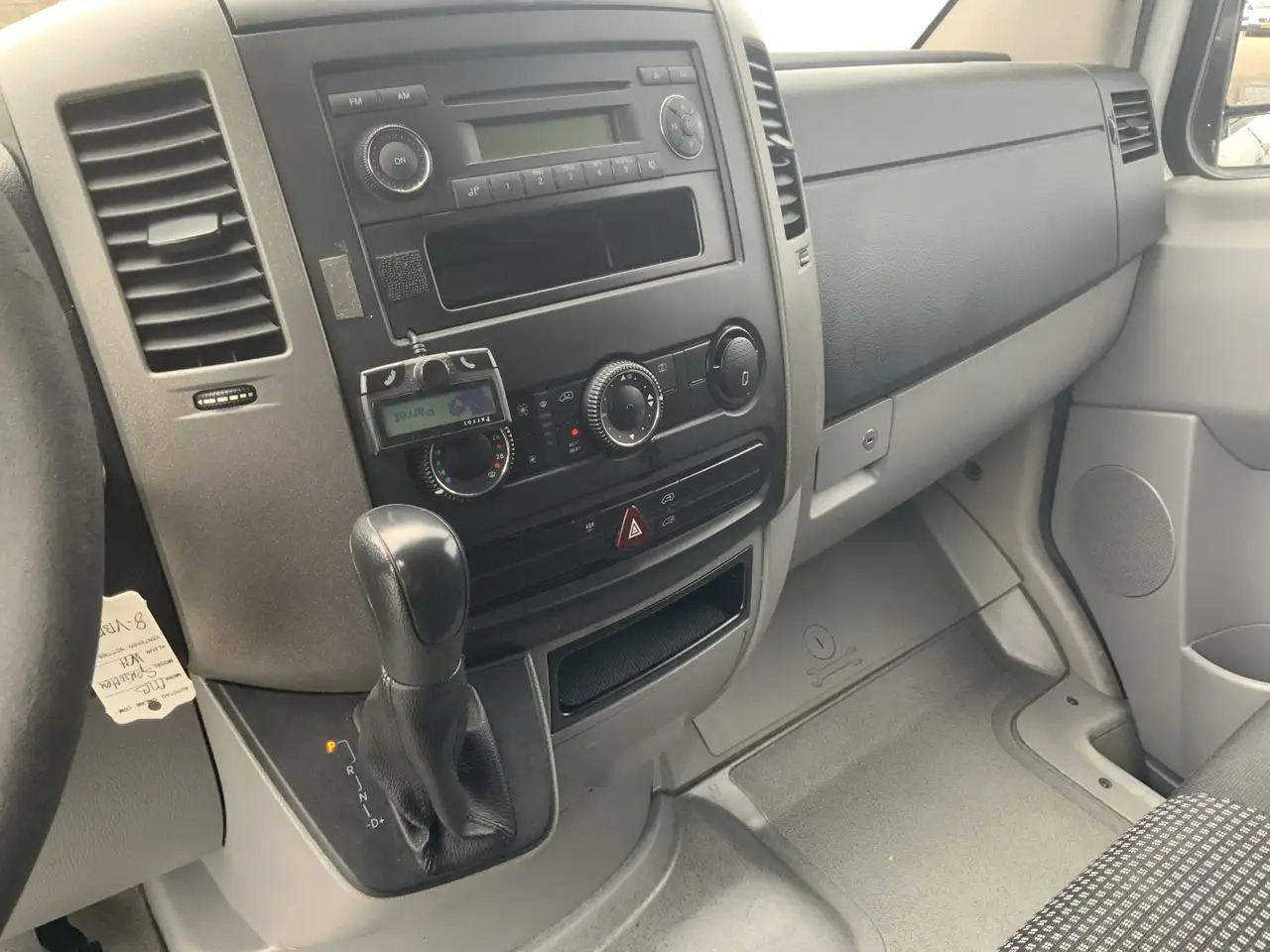 Zakup Mercedes-Benz 311 2.2 CDI 325 HDSprinter L2H1 Automaat 3 Zits Ai Mercedes-Benz 311 2.2 CDI 325 HDSprinter L2H1 Automaat 3 Zits Ai: slika Zakup Mercedes-Benz 311 2.2 CDI 325 HDSprinter L2H1 Automaat 3 Zits Ai Mercedes-Benz 311 2.2 CDI 325 HDSprinter L2H1 Automaat 3 Zits Ai