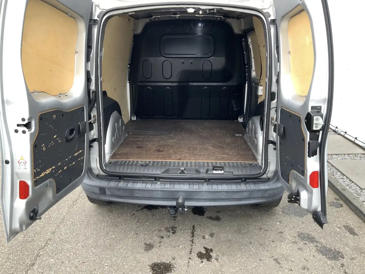 Zakup Mercedes-Benz Citan 109 CDI BlueEFFICIENCY Business Ambition Airco Tre Mercedes-Benz Citan 109 CDI BlueEFFICIENCY Business Ambition Airco Tre: slika Zakup Mercedes-Benz Citan 109 CDI BlueEFFICIENCY Business Ambition Airco Tre Mercedes-Benz Citan 109 CDI BlueEFFICIENCY Business Ambition Airco Tre