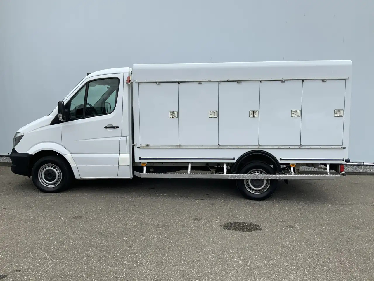 Mercedes-Benz Sprinter 310 2.2 CDI 366 ijswagen 40 gr _0 Deuren 10 Euro 5 - Dostavno vozilo hladnjača: slika Mercedes-Benz Sprinter 310 2.2 CDI 366 ijswagen 40 gr _0 Deuren 10 Euro 5 - Dostavno vozilo hladnjača Mercedes-Benz Sprinter 310 2.2 CDI 366 ijswagen 40 gr _0 Deuren 10 Euro 5 - Dostavno vozilo hladnjača: slika Mercedes-Benz Sprinter 310 2.2 CDI 366 ijswagen 40 gr _0 Deuren 10 Euro 5 - Dostavno vozilo hladnjača