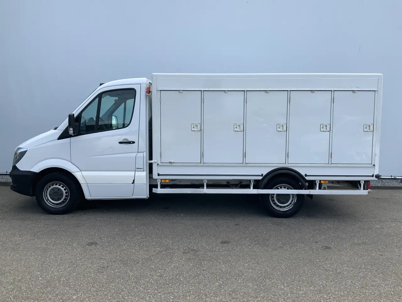 Mercedes-Benz Sprinter 311 2.2 CDI 366 ijsAuto - 40 C. Deuren 10 Euro 6 - Dostavno vozilo hladnjača: slika Mercedes-Benz Sprinter 311 2.2 CDI 366 ijsAuto - 40 C. Deuren 10 Euro 6 - Dostavno vozilo hladnjača Mercedes-Benz Sprinter 311 2.2 CDI 366 ijsAuto - 40 C. Deuren 10 Euro 6 - Dostavno vozilo hladnjača: slika Mercedes-Benz Sprinter 311 2.2 CDI 366 ijsAuto - 40 C. Deuren 10 Euro 6 - Dostavno vozilo hladnjača