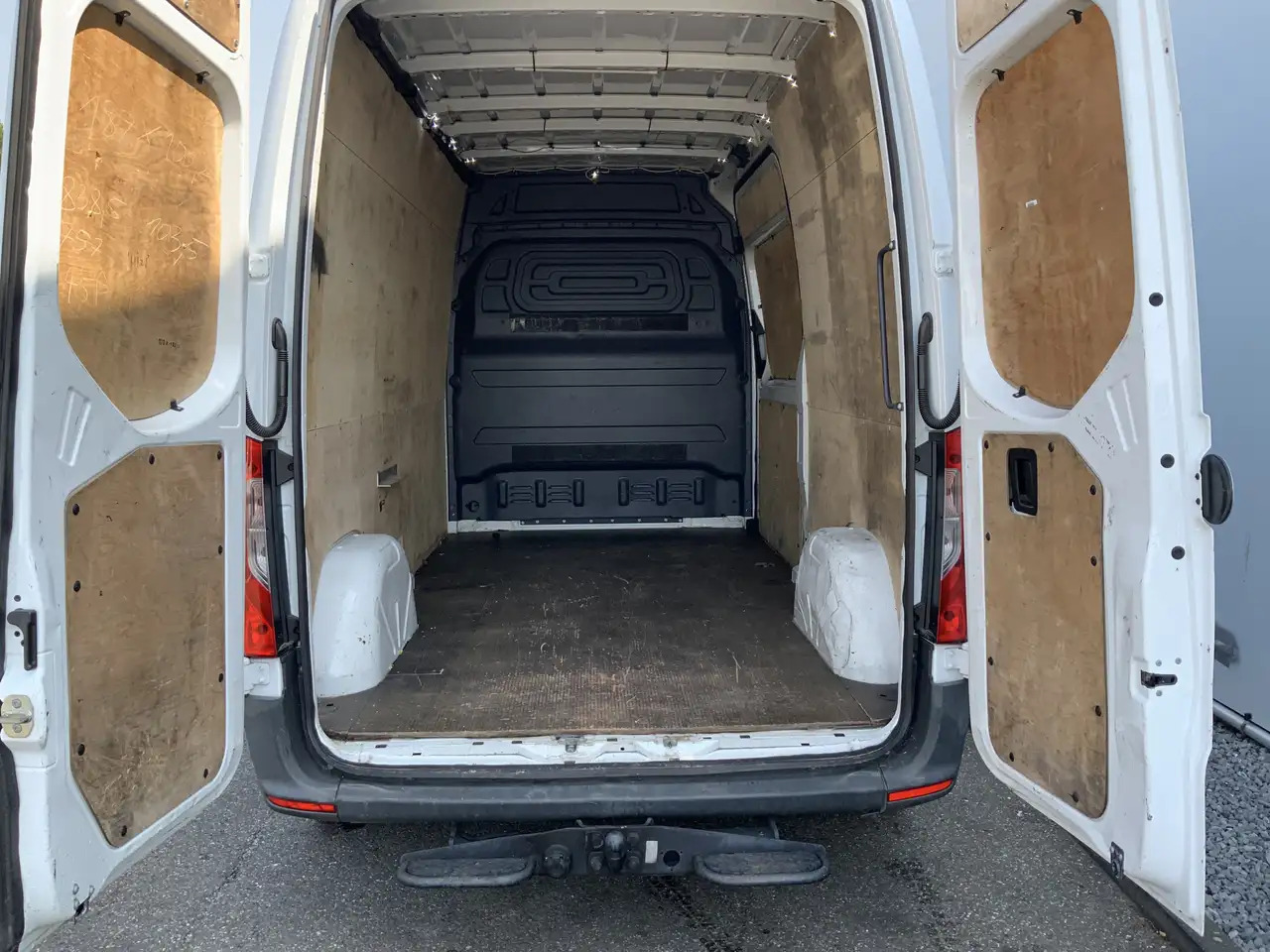 Mercedes-Benz Sprinter 311 2.2 CDI L2H2 Automaat Airco 3 Zits 2000 kg Sid - Furgon: slika Mercedes-Benz Sprinter 311 2.2 CDI L2H2 Automaat Airco 3 Zits 2000 kg Sid - Furgon Mercedes-Benz Sprinter 311 2.2 CDI L2H2 Automaat Airco 3 Zits 2000 kg Sid - Furgon: slika Mercedes-Benz Sprinter 311 2.2 CDI L2H2 Automaat Airco 3 Zits 2000 kg Sid - Furgon