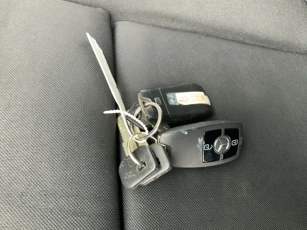 Mercedes-Benz Sprinter 314 2.2 CDI L2H1 EURO VI-D Airco Camera 3 Zits Ext - Furgon: slika Mercedes-Benz Sprinter 314 2.2 CDI L2H1 EURO VI-D Airco Camera 3 Zits Ext - Furgon Mercedes-Benz Sprinter 314 2.2 CDI L2H1 EURO VI-D Airco Camera 3 Zits Ext - Furgon: slika Mercedes-Benz Sprinter 314 2.2 CDI L2H1 EURO VI-D Airco Camera 3 Zits Ext - Furgon