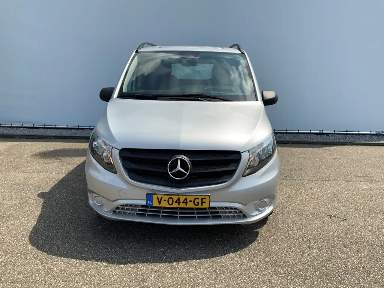 Mercedes-Benz Vito 114 CDI 4X4 Automaat Airco Cruise Trekhaak 2500 kg - Furgon: slika Mercedes-Benz Vito 114 CDI 4X4 Automaat Airco Cruise Trekhaak 2500 kg - Furgon Mercedes-Benz Vito 114 CDI 4X4 Automaat Airco Cruise Trekhaak 2500 kg - Furgon: slika Mercedes-Benz Vito 114 CDI 4X4 Automaat Airco Cruise Trekhaak 2500 kg - Furgon