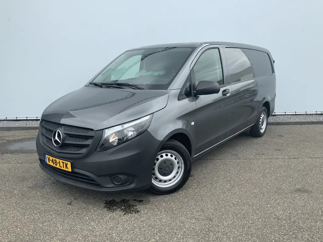 Mercedes-Benz Vito 116 CDI Lang Automaat Airco Cruise amera Navi Trek - Furgon: slika Mercedes-Benz Vito 116 CDI Lang Automaat Airco Cruise amera Navi Trek - Furgon Mercedes-Benz Vito 116 CDI Lang Automaat Airco Cruise amera Navi Trek - Furgon: slika Mercedes-Benz Vito 116 CDI Lang Automaat Airco Cruise amera Navi Trek - Furgon