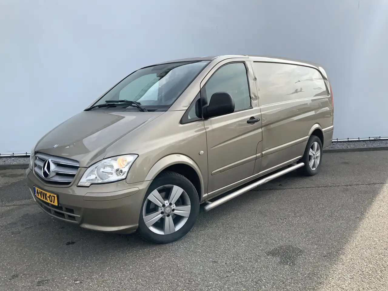 Mercedes-Benz Vito 122 CDI 320 Lang DC Luxe Automaat Alu Velg Side Ba - Furgon: slika Mercedes-Benz Vito 122 CDI 320 Lang DC Luxe Automaat Alu Velg Side Ba - Furgon Mercedes-Benz Vito 122 CDI 320 Lang DC Luxe Automaat Alu Velg Side Ba - Furgon: slika Mercedes-Benz Vito 122 CDI 320 Lang DC Luxe Automaat Alu Velg Side Ba - Furgon