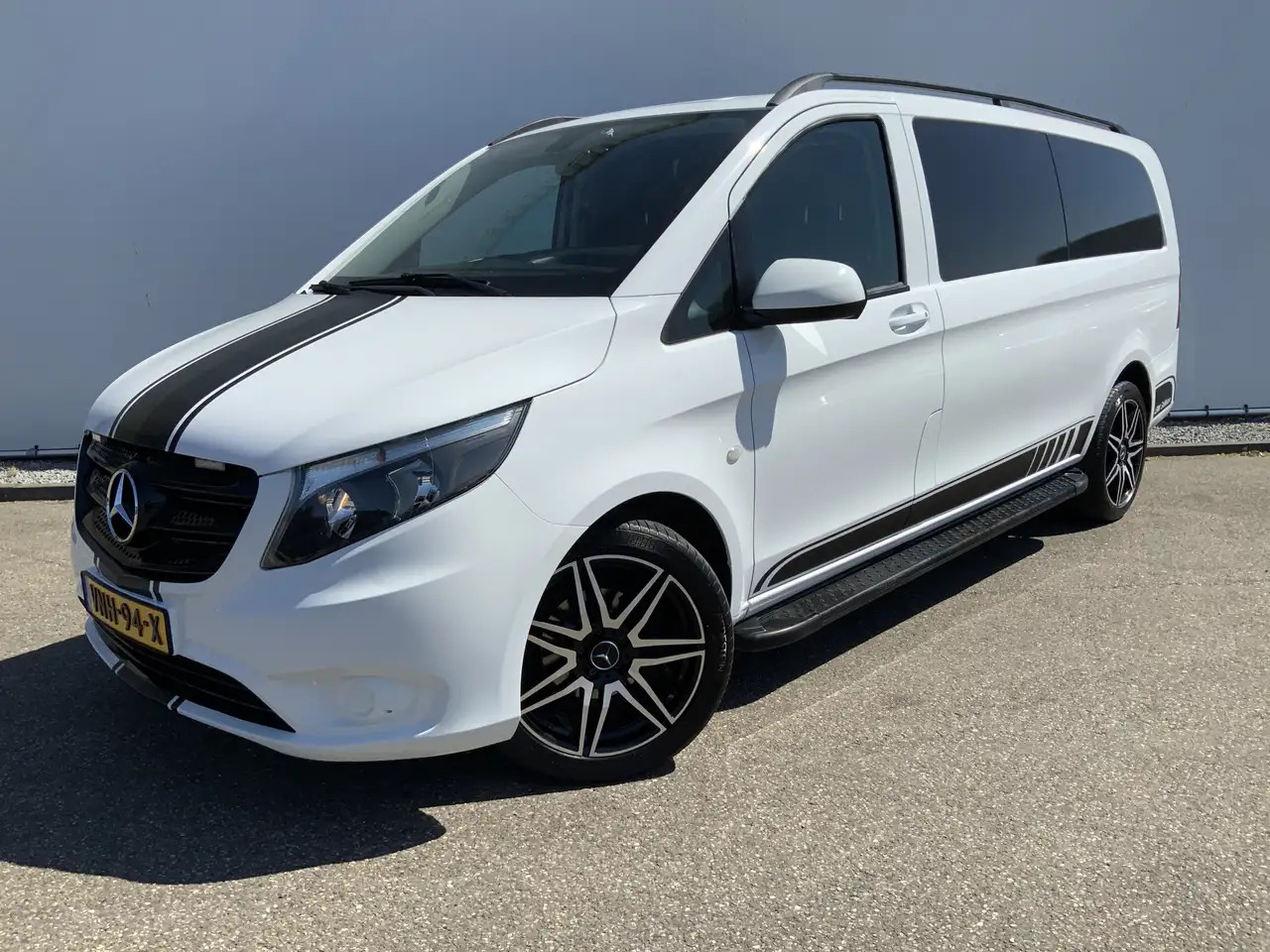 Mercedes-Benz Vito Tourer XL 114 CDI Autom. Airco Cruise Camera Alu V - Furgon: slika Mercedes-Benz Vito Tourer XL 114 CDI Autom. Airco Cruise Camera Alu V - Furgon Mercedes-Benz Vito Tourer XL 114 CDI Autom. Airco Cruise Camera Alu V - Furgon: slika Mercedes-Benz Vito Tourer XL 114 CDI Autom. Airco Cruise Camera Alu V - Furgon