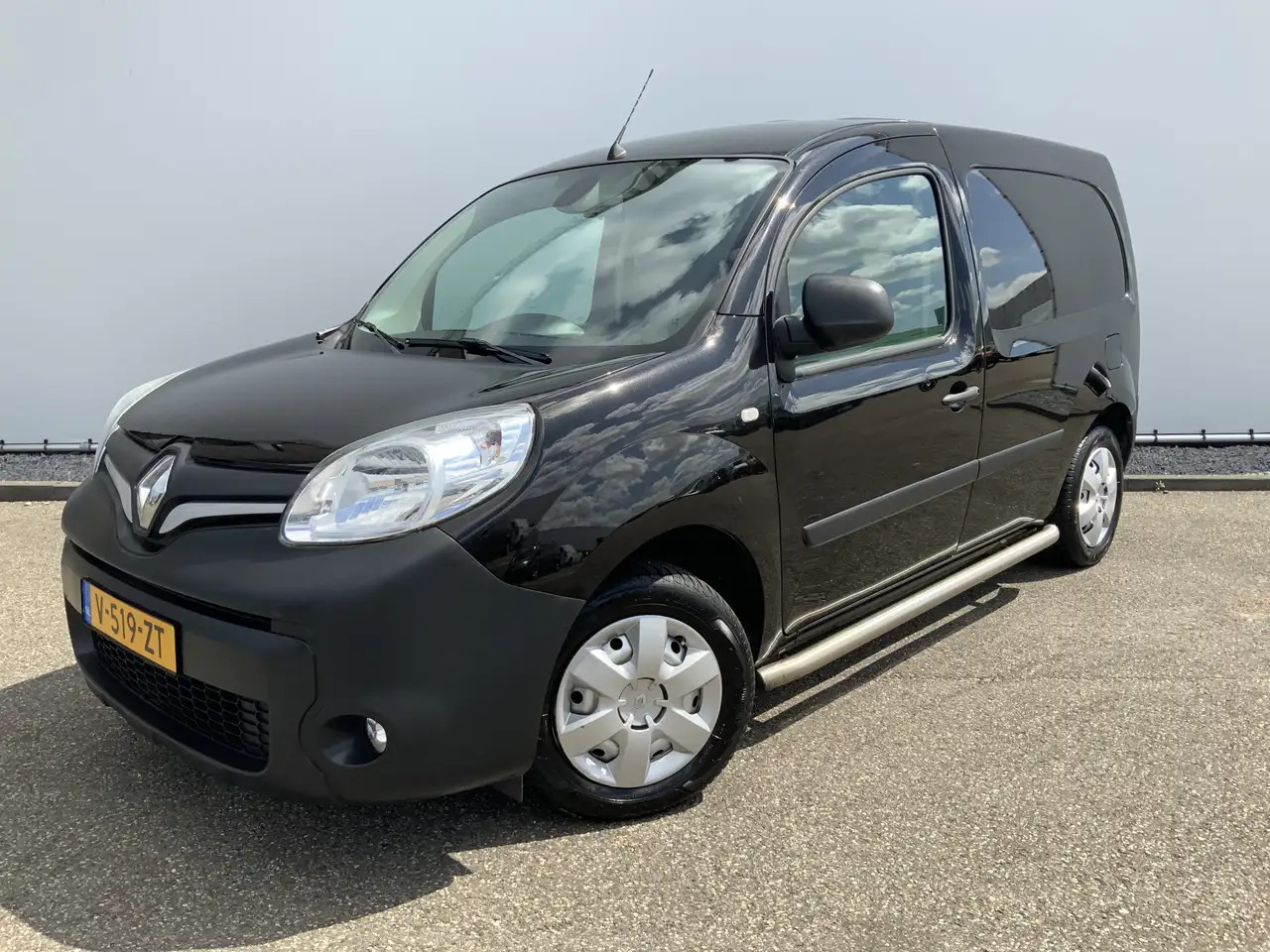 Renault Kangoo 1.5 dCi 90 Energy Comfort Plus .Sortimo Kasten Com - Mali kombi, Namjenska/ Posebna vozila: slika Renault Kangoo 1.5 dCi 90 Energy Comfort Plus .Sortimo Kasten Com - Mali kombi, Namjenska/ Posebna vozila Renault Kangoo 1.5 dCi 90 Energy Comfort Plus .Sortimo Kasten Com - Mali kombi, Namjenska/ Posebna vozila: slika Renault Kangoo 1.5 dCi 90 Energy Comfort Plus .Sortimo Kasten Com - Mali kombi, Namjenska/ Posebna vozila