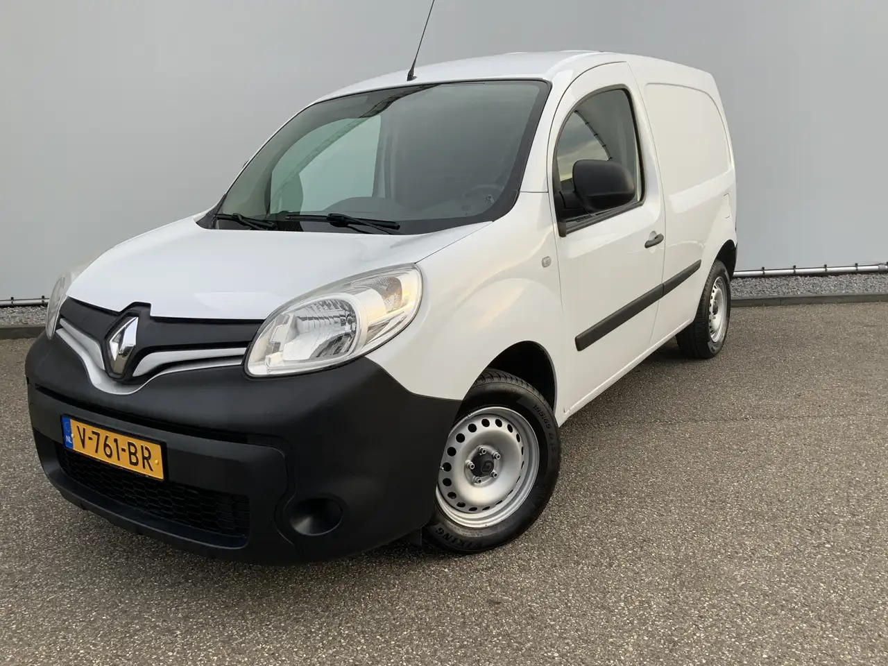 Renault Kangoo 1.5 dCi 90 Energy Luxe Airco Cruise Euro 6 - Mali kombi: slika Renault Kangoo 1.5 dCi 90 Energy Luxe Airco Cruise Euro 6 - Mali kombi Renault Kangoo 1.5 dCi 90 Energy Luxe Airco Cruise Euro 6 - Mali kombi: slika Renault Kangoo 1.5 dCi 90 Energy Luxe Airco Cruise Euro 6 - Mali kombi