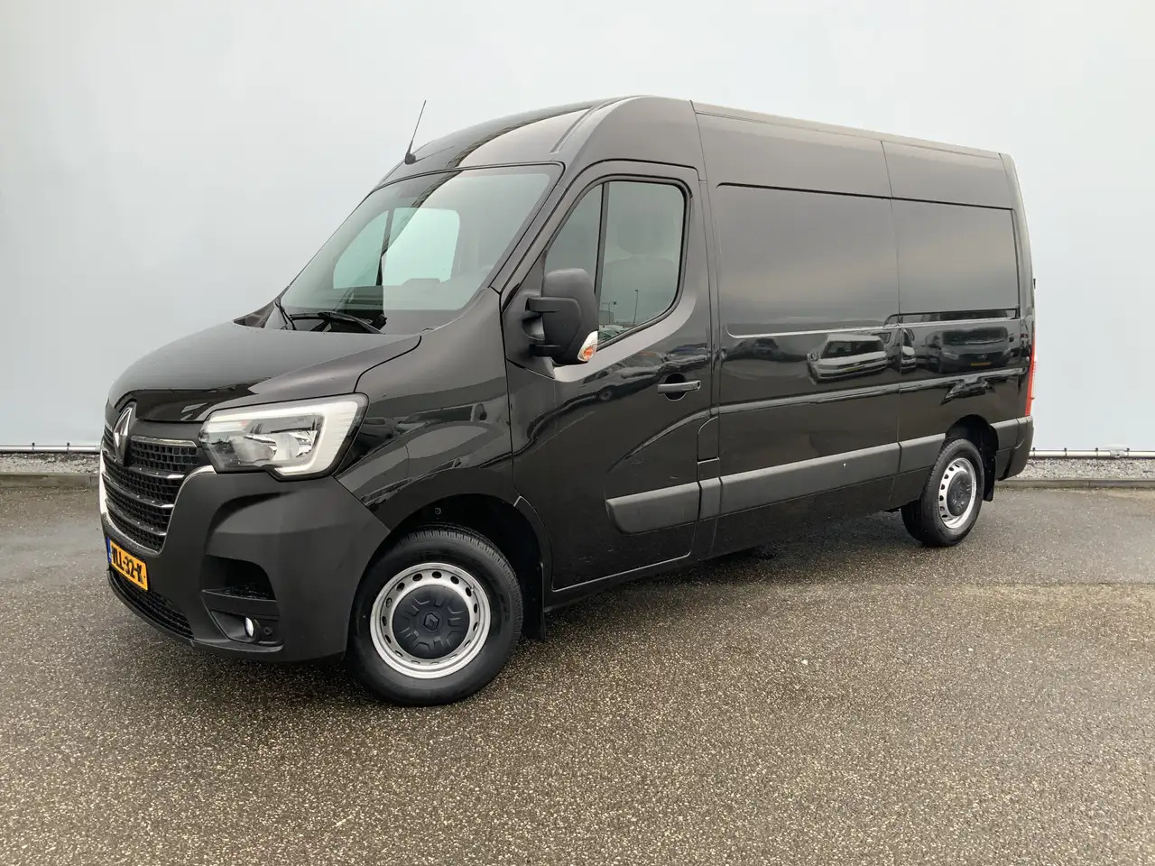 Renault Master T35 2.3 dCi 150 L2H2 Airco Cruise 3 Zits Camera Tr - Furgon: slika Renault Master T35 2.3 dCi 150 L2H2 Airco Cruise 3 Zits Camera Tr - Furgon Renault Master T35 2.3 dCi 150 L2H2 Airco Cruise 3 Zits Camera Tr - Furgon: slika Renault Master T35 2.3 dCi 150 L2H2 Airco Cruise 3 Zits Camera Tr - Furgon