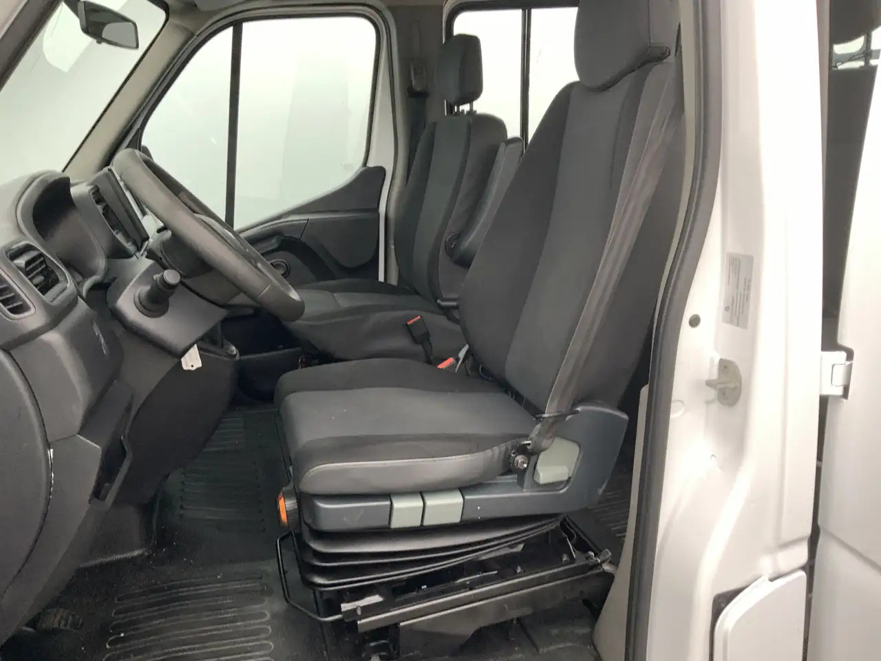 Renault Master T35 2.3 dCi 165 L4 Dub Cab PickUp Navi 6 Zits Trek - Dostavno vozilo s ravnom platformom, Dostavno vozilo s dvostrukom kabinom: slika Renault Master T35 2.3 dCi 165 L4 Dub Cab PickUp Navi 6 Zits Trek - Dostavno vozilo s ravnom platformom, Dostavno vozilo s dvostrukom kabinom Renault Master T35 2.3 dCi 165 L4 Dub Cab PickUp Navi 6 Zits Trek - Dostavno vozilo s ravnom platformom, Dostavno vozilo s dvostrukom kabinom: slika Renault Master T35 2.3 dCi 165 L4 Dub Cab PickUp Navi 6 Zits Trek - Dostavno vozilo s ravnom platformom, Dostavno vozilo s dvostrukom kabinom