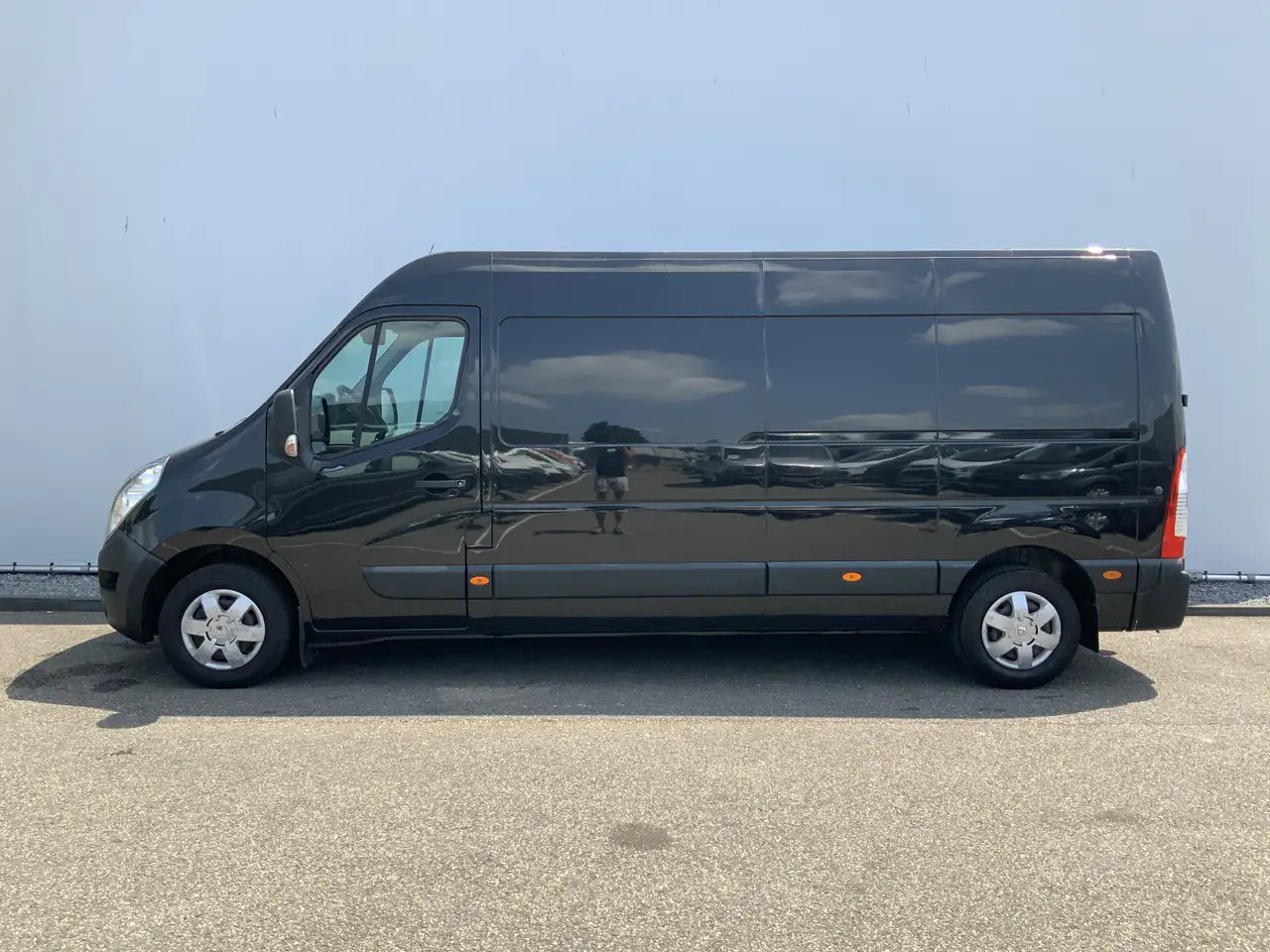 Renault Master T35 2.3 dCi L3H3 Eco Maxi Airco 3 Zits Trekhaak 25 - Furgon: slika Renault Master T35 2.3 dCi L3H3 Eco Maxi Airco 3 Zits Trekhaak 25 - Furgon Renault Master T35 2.3 dCi L3H3 Eco Maxi Airco 3 Zits Trekhaak 25 - Furgon: slika Renault Master T35 2.3 dCi L3H3 Eco Maxi Airco 3 Zits Trekhaak 25 - Furgon