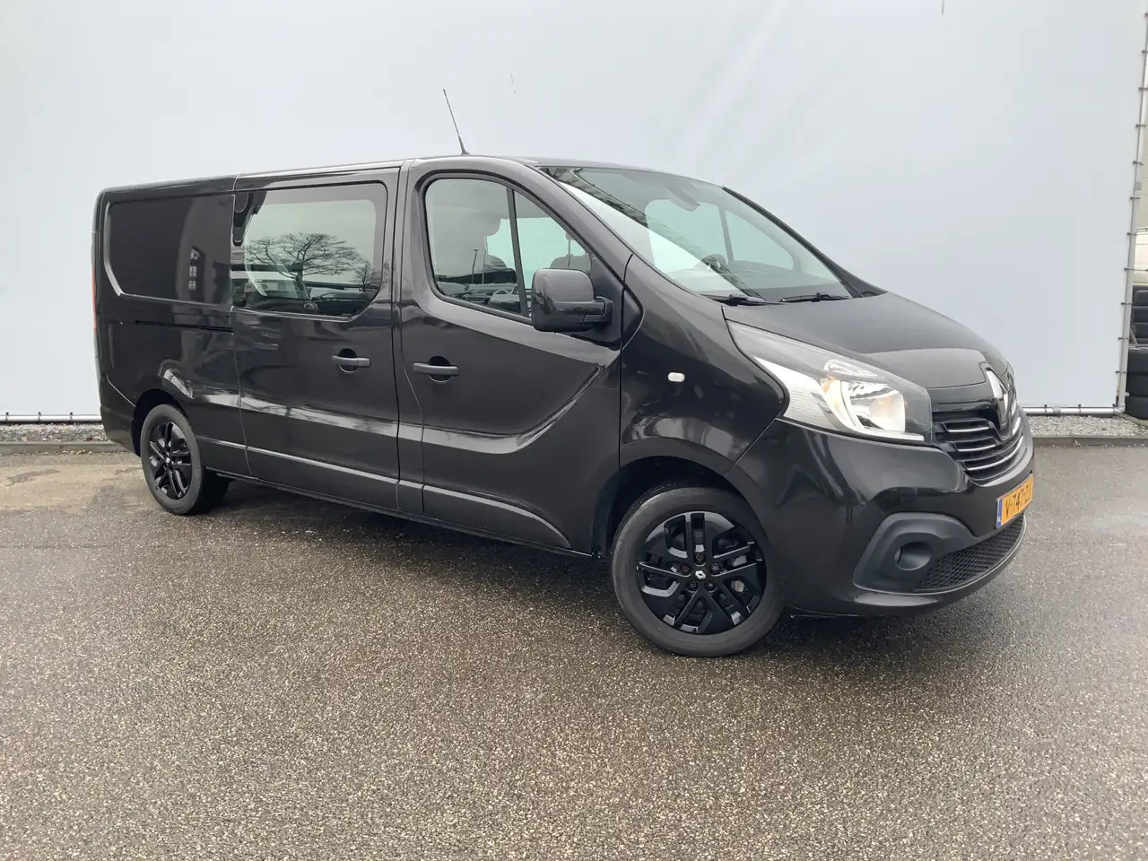 Dostavno vozilo s dvostrukom kabinom Renault Trafic 1.6 dCi T29 L2H1 Dub Cab 5 Zits Airco Cruise Navi: slika Dostavno vozilo s dvostrukom kabinom Renault Trafic 1.6 dCi T29 L2H1 Dub Cab 5 Zits Airco Cruise Navi