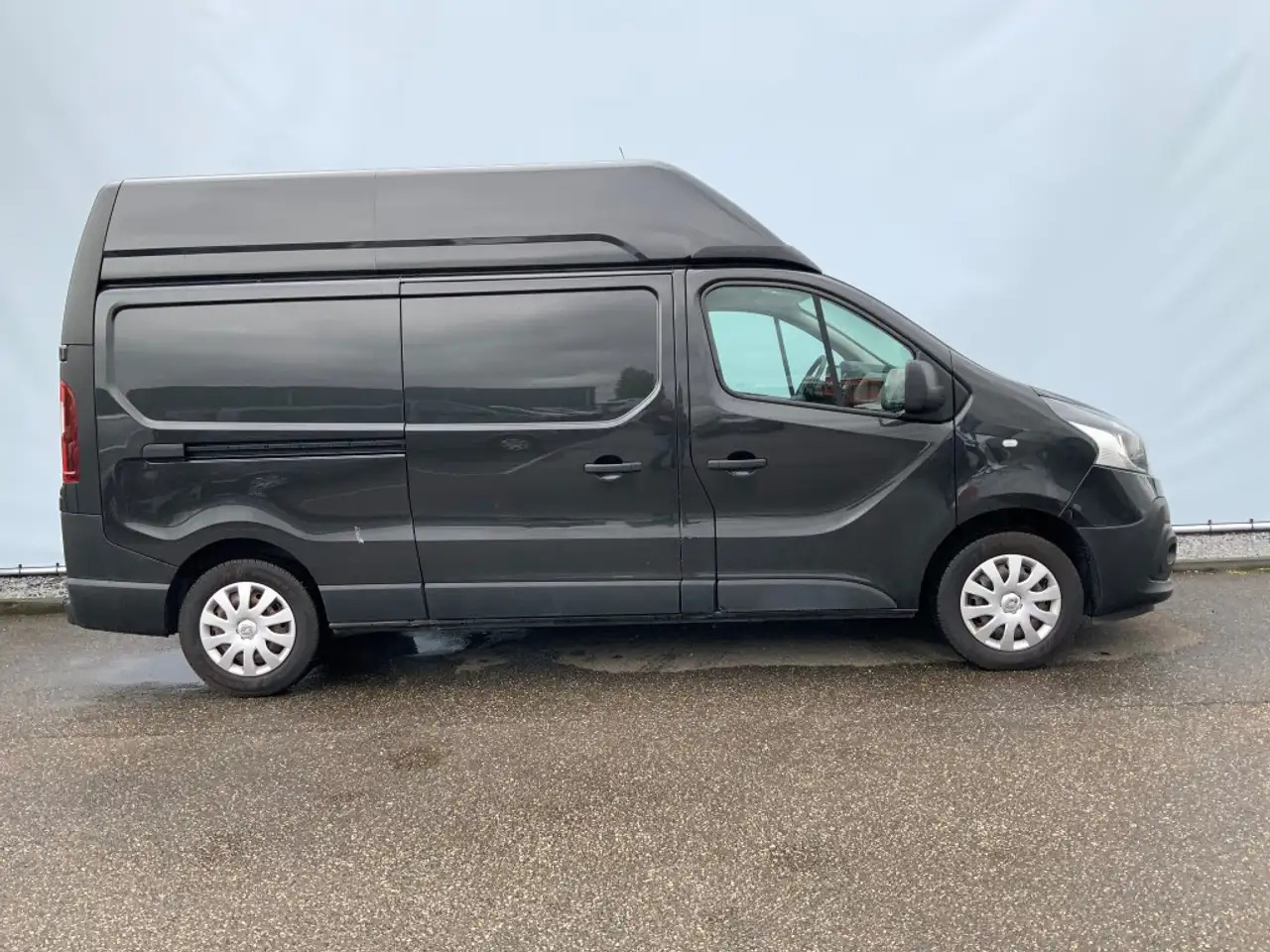 Renault Trafic 1.6 dCi T29 L2H2 Comfort Energy Airco Cruise 3 Zit - Furgon: slika Renault Trafic 1.6 dCi T29 L2H2 Comfort Energy Airco Cruise 3 Zit - Furgon Renault Trafic 1.6 dCi T29 L2H2 Comfort Energy Airco Cruise 3 Zit - Furgon: slika Renault Trafic 1.6 dCi T29 L2H2 Comfort Energy Airco Cruise 3 Zit - Furgon