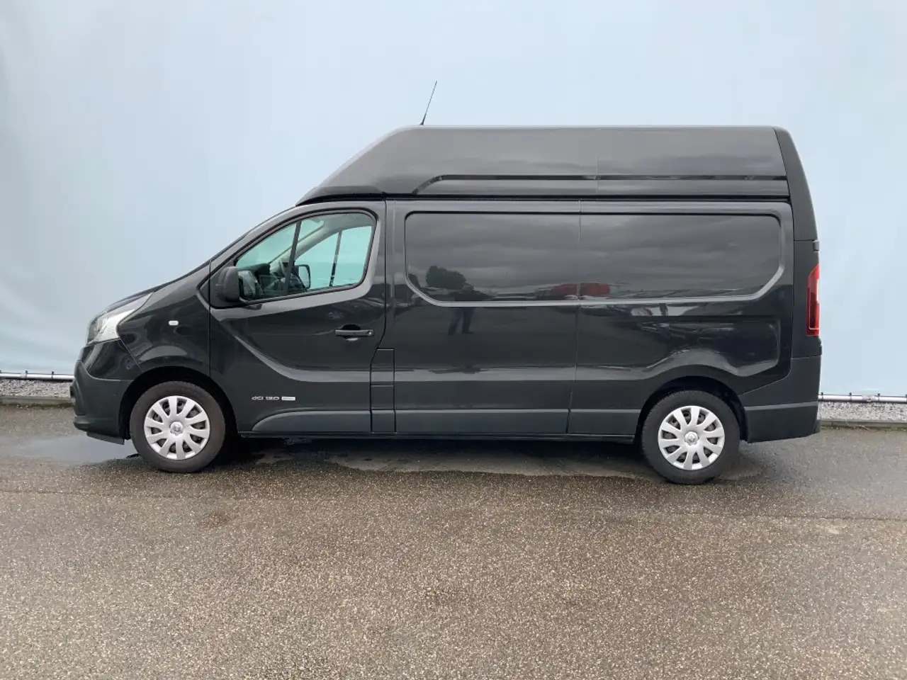 Renault Trafic 1.6 dCi T29 L2H2 Comfort Energy Airco Cruise 3 Zit - Furgon: slika Renault Trafic 1.6 dCi T29 L2H2 Comfort Energy Airco Cruise 3 Zit - Furgon Renault Trafic 1.6 dCi T29 L2H2 Comfort Energy Airco Cruise 3 Zit - Furgon: slika Renault Trafic 1.6 dCi T29 L2H2 Comfort Energy Airco Cruise 3 Zit - Furgon
