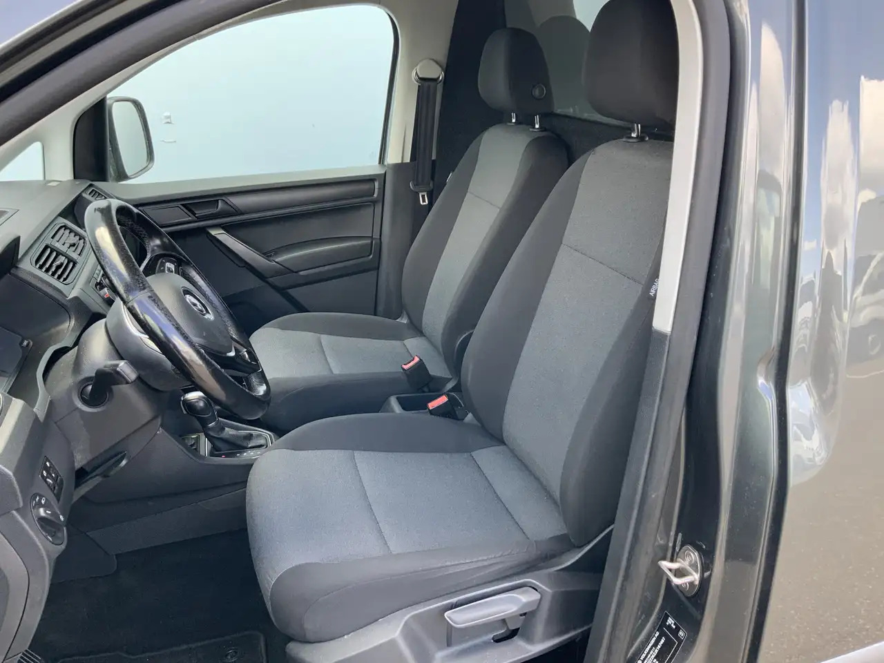 Volkswagen Caddy 2.0 TDI L1H1 BMT Highline Automaat Cruise Navi Alu - Mali kombi: slika Volkswagen Caddy 2.0 TDI L1H1 BMT Highline Automaat Cruise Navi Alu - Mali kombi Volkswagen Caddy 2.0 TDI L1H1 BMT Highline Automaat Cruise Navi Alu - Mali kombi: slika Volkswagen Caddy 2.0 TDI L1H1 BMT Highline Automaat Cruise Navi Alu - Mali kombi