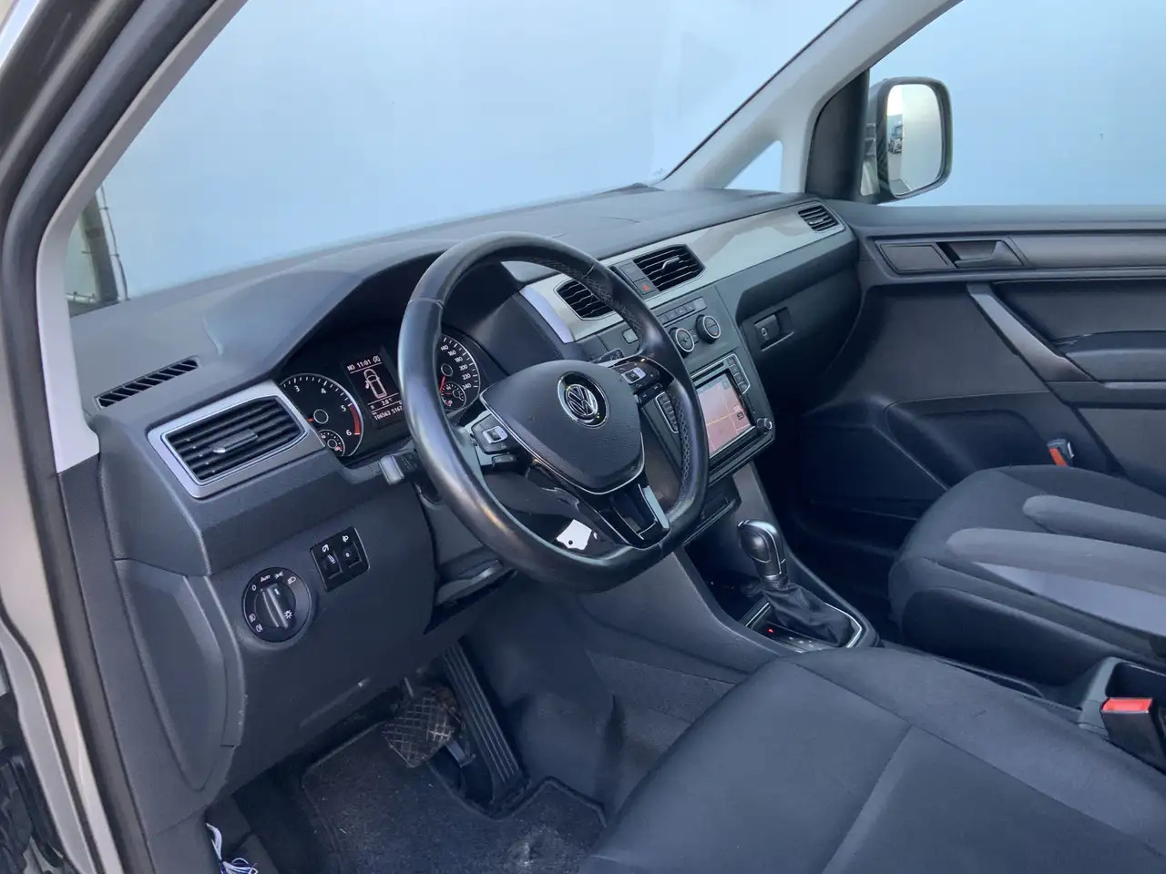 Volkswagen Caddy 2.0 TDI L2H1 150 pk DSG Maxi Excl. Edition Autom A - Mali kombi: slika Volkswagen Caddy 2.0 TDI L2H1 150 pk DSG Maxi Excl. Edition Autom A - Mali kombi Volkswagen Caddy 2.0 TDI L2H1 150 pk DSG Maxi Excl. Edition Autom A - Mali kombi: slika Volkswagen Caddy 2.0 TDI L2H1 150 pk DSG Maxi Excl. Edition Autom A - Mali kombi