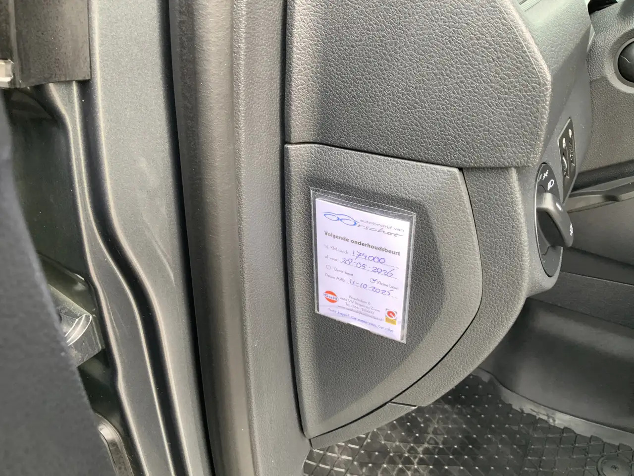 Volkswagen Caddy 2.0 TDI L2H1 AUTOMAAT BMT Maxi Exclusive Edition A - Mali kombi: slika Volkswagen Caddy 2.0 TDI L2H1 AUTOMAAT BMT Maxi Exclusive Edition A - Mali kombi Volkswagen Caddy 2.0 TDI L2H1 AUTOMAAT BMT Maxi Exclusive Edition A - Mali kombi: slika Volkswagen Caddy 2.0 TDI L2H1 AUTOMAAT BMT Maxi Exclusive Edition A - Mali kombi