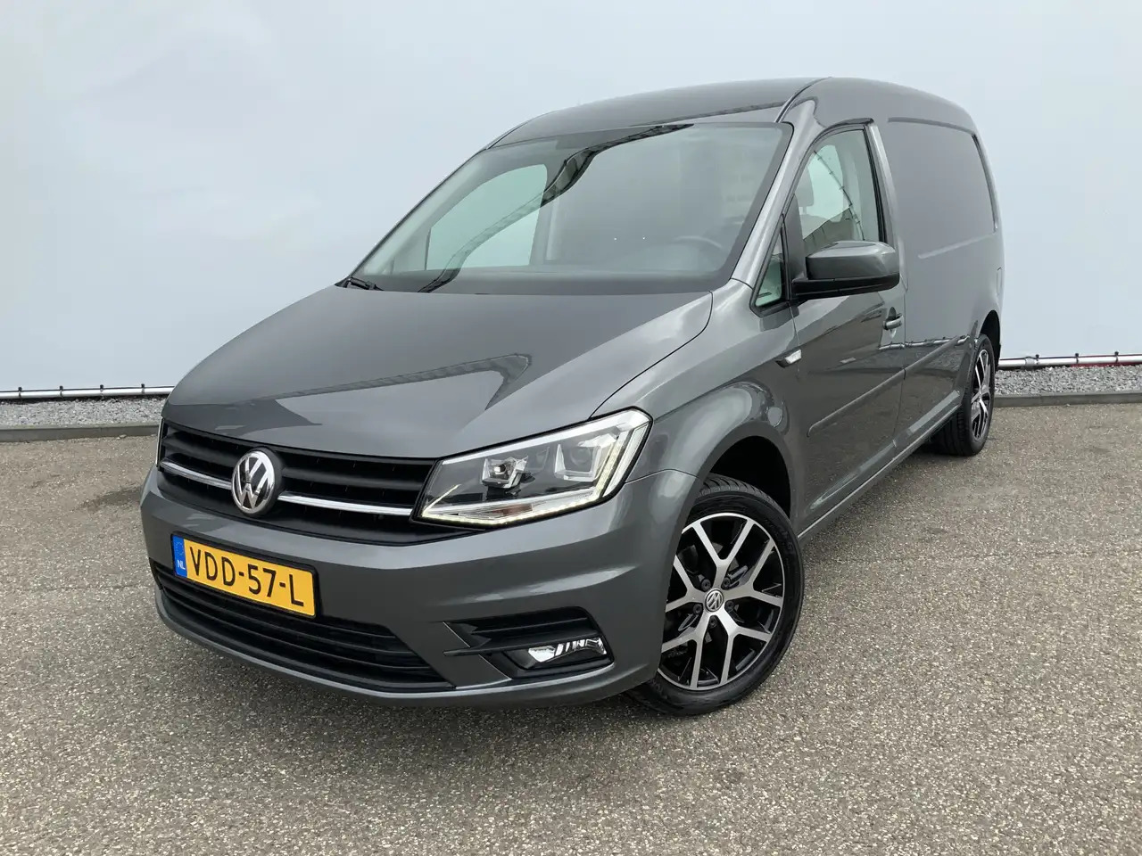 Volkswagen Caddy 2.0 TDI L2H1 AUTOMAAT BMT Maxi Exclusive Edition A - Mali kombi: slika Volkswagen Caddy 2.0 TDI L2H1 AUTOMAAT BMT Maxi Exclusive Edition A - Mali kombi Volkswagen Caddy 2.0 TDI L2H1 AUTOMAAT BMT Maxi Exclusive Edition A - Mali kombi: slika Volkswagen Caddy 2.0 TDI L2H1 AUTOMAAT BMT Maxi Exclusive Edition A - Mali kombi