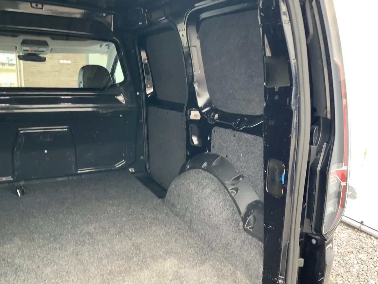 Mali kombi Volkswagen Caddy Cargo 2.0 TDI 1st Edition Automaat Airco Cruise Le: slika Mali kombi Volkswagen Caddy Cargo 2.0 TDI 1st Edition Automaat Airco Cruise Le