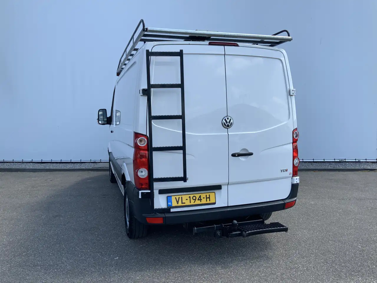 Volkswagen Crafter 35 2.0 TDI L1H1 Airco Cruise 3 Zits Trekhaak 2000 - Furgon: slika Volkswagen Crafter 35 2.0 TDI L1H1 Airco Cruise 3 Zits Trekhaak 2000 - Furgon Volkswagen Crafter 35 2.0 TDI L1H1 Airco Cruise 3 Zits Trekhaak 2000 - Furgon: slika Volkswagen Crafter 35 2.0 TDI L1H1 Airco Cruise 3 Zits Trekhaak 2000 - Furgon