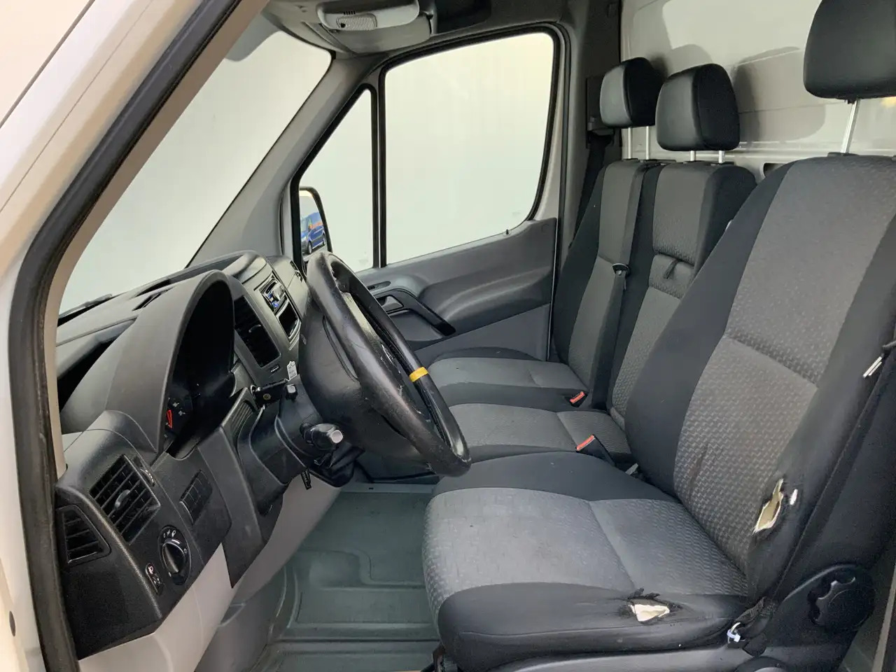Volkswagen Crafter 35 2.0 TDI L3H1 Glasresteel Airco Cruise 3 Zits UI - Dostavno vozilo sa zatvorenim sandukom, Namjenska/ Posebna vozila: slika Volkswagen Crafter 35 2.0 TDI L3H1 Glasresteel Airco Cruise 3 Zits UI - Dostavno vozilo sa zatvorenim sandukom, Namjenska/ Posebna vozila Volkswagen Crafter 35 2.0 TDI L3H1 Glasresteel Airco Cruise 3 Zits UI - Dostavno vozilo sa zatvorenim sandukom, Namjenska/ Posebna vozila: slika Volkswagen Crafter 35 2.0 TDI L3H1 Glasresteel Airco Cruise 3 Zits UI - Dostavno vozilo sa zatvorenim sandukom, Namjenska/ Posebna vozila