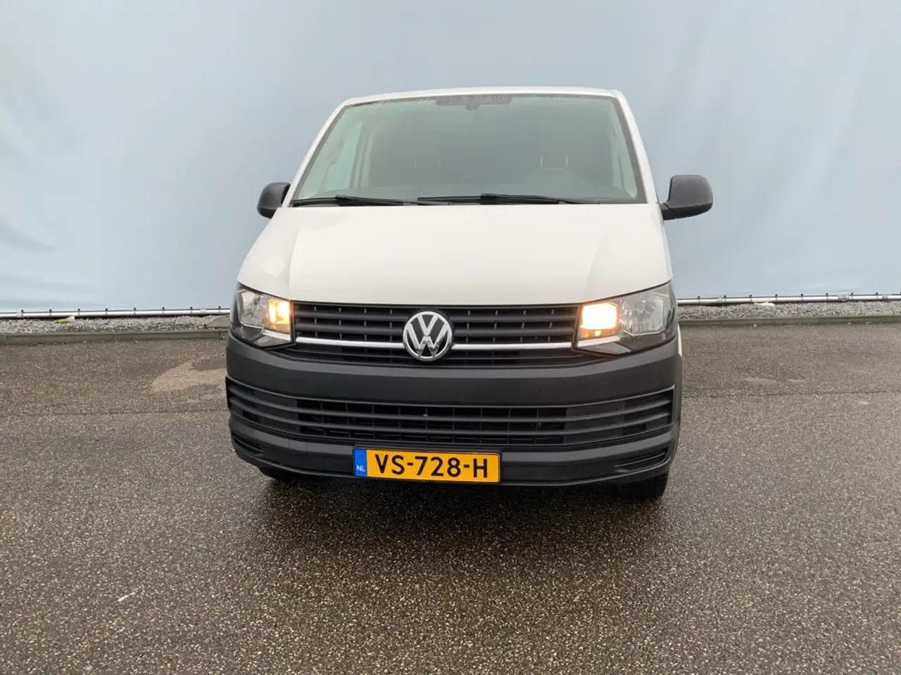 Volkswagen T6 Transporter 2.0 TDI L1H1 Comfortline Airco Navi Trekhaak 2200 - Furgon: slika Volkswagen T6 Transporter 2.0 TDI L1H1 Comfortline Airco Navi Trekhaak 2200 - Furgon Volkswagen T6 Transporter 2.0 TDI L1H1 Comfortline Airco Navi Trekhaak 2200 - Furgon: slika Volkswagen T6 Transporter 2.0 TDI L1H1 Comfortline Airco Navi Trekhaak 2200 - Furgon