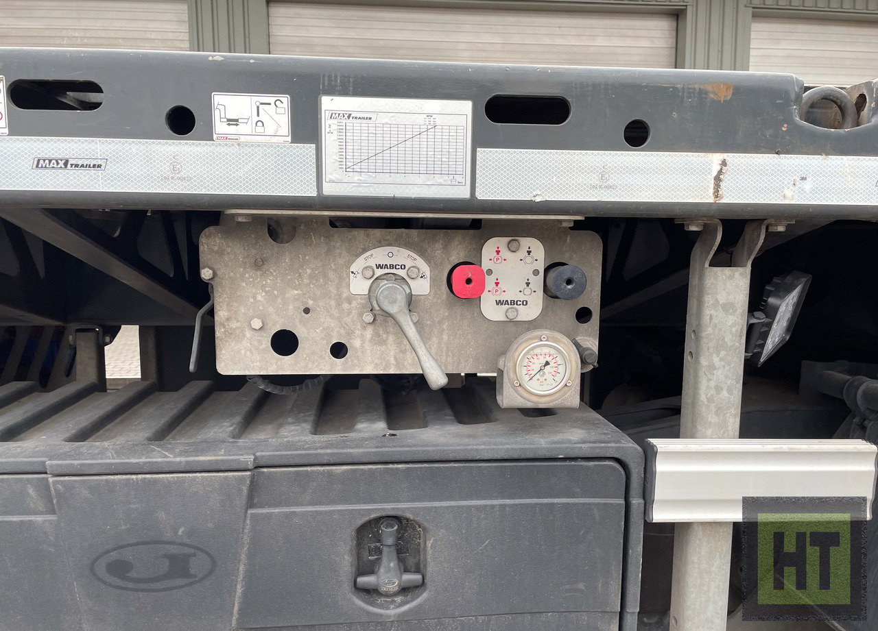 Faymonville MAX Trailer 3-Achs-Doppeltele-Plateau zwangsgelenkt - Poluprikolica s niskim utovarivačem: slika Faymonville MAX Trailer 3-Achs-Doppeltele-Plateau zwangsgelenkt - Poluprikolica s niskim utovarivačem Faymonville MAX Trailer 3-Achs-Doppeltele-Plateau zwangsgelenkt - Poluprikolica s niskim utovarivačem: slika Faymonville MAX Trailer 3-Achs-Doppeltele-Plateau zwangsgelenkt - Poluprikolica s niskim utovarivačem