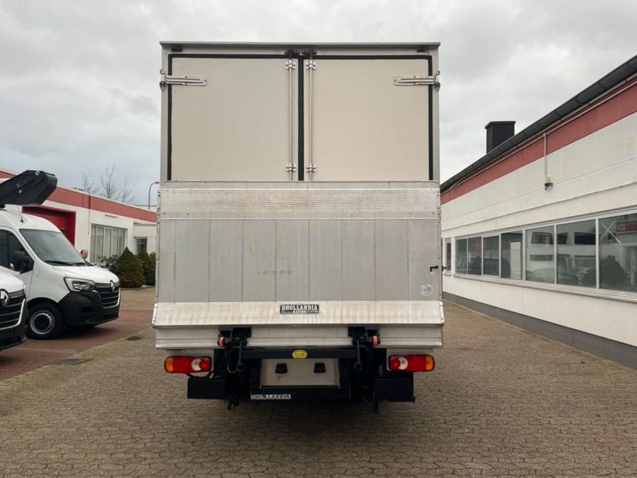 Renault Maxity Tiefkühlkoffer Multi-Temp Ladebordwand - Dostavno vozilo hladnjača: slika Renault Maxity Tiefkühlkoffer Multi-Temp Ladebordwand - Dostavno vozilo hladnjača Renault Maxity Tiefkühlkoffer Multi-Temp Ladebordwand - Dostavno vozilo hladnjača: slika Renault Maxity Tiefkühlkoffer Multi-Temp Ladebordwand - Dostavno vozilo hladnjača