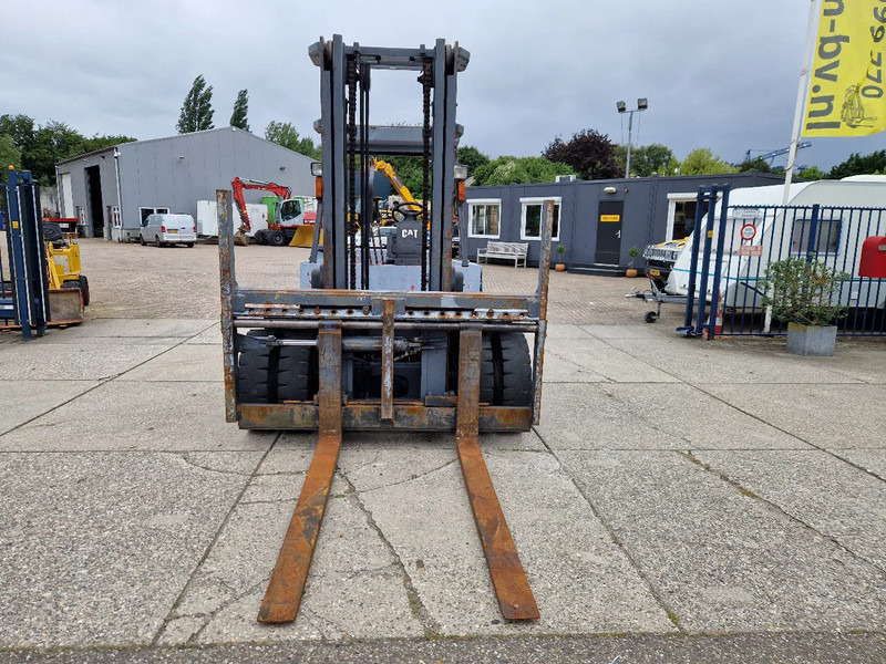 Caterpillar DP60 met geïntegreerde sideshift - Diesel viličar: slika Caterpillar DP60 met geïntegreerde sideshift - Diesel viličar Caterpillar DP60 met geïntegreerde sideshift - Diesel viličar: slika Caterpillar DP60 met geïntegreerde sideshift - Diesel viličar