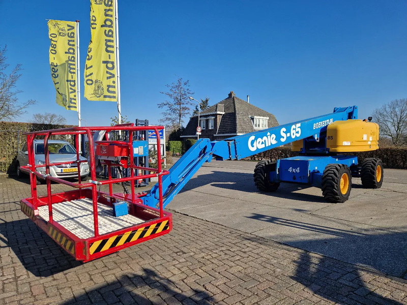 Genie S65 4X4 - Teleskopski krak: slika Genie S65 4X4 - Teleskopski krak Genie S65 4X4 - Teleskopski krak: slika Genie S65 4X4 - Teleskopski krak