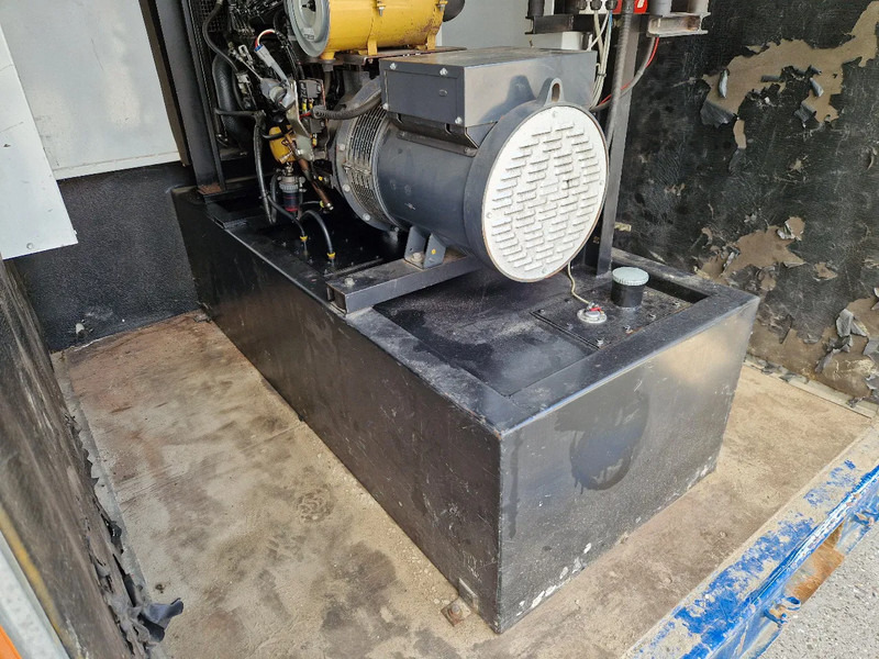 Mecc Alte stroomgenerator in 8Ft container - Generatorski set: slika Mecc Alte stroomgenerator in 8Ft container - Generatorski set Mecc Alte stroomgenerator in 8Ft container - Generatorski set: slika Mecc Alte stroomgenerator in 8Ft container - Generatorski set