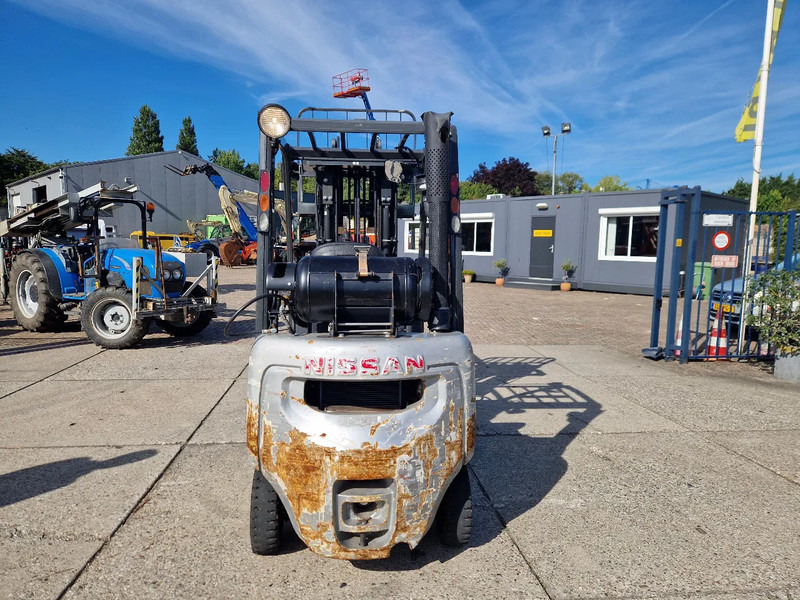 Nissan 1800 kg. LPG met keuring - Plinski viličar: slika Nissan 1800 kg. LPG met keuring - Plinski viličar Nissan 1800 kg. LPG met keuring - Plinski viličar: slika Nissan 1800 kg. LPG met keuring - Plinski viličar