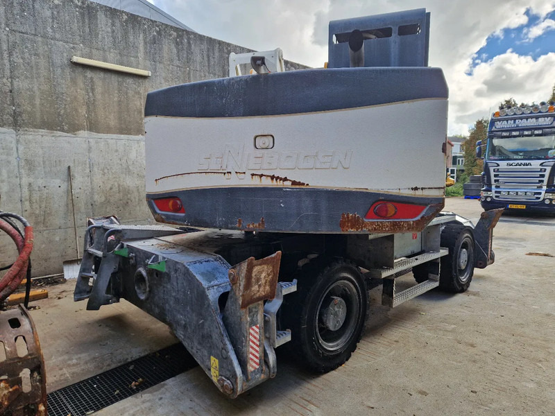 Sennebogen 821 overslagkraan - Stroj za rukovanje otpadom: slika Sennebogen 821 overslagkraan - Stroj za rukovanje otpadom Sennebogen 821 overslagkraan - Stroj za rukovanje otpadom: slika Sennebogen 821 overslagkraan - Stroj za rukovanje otpadom