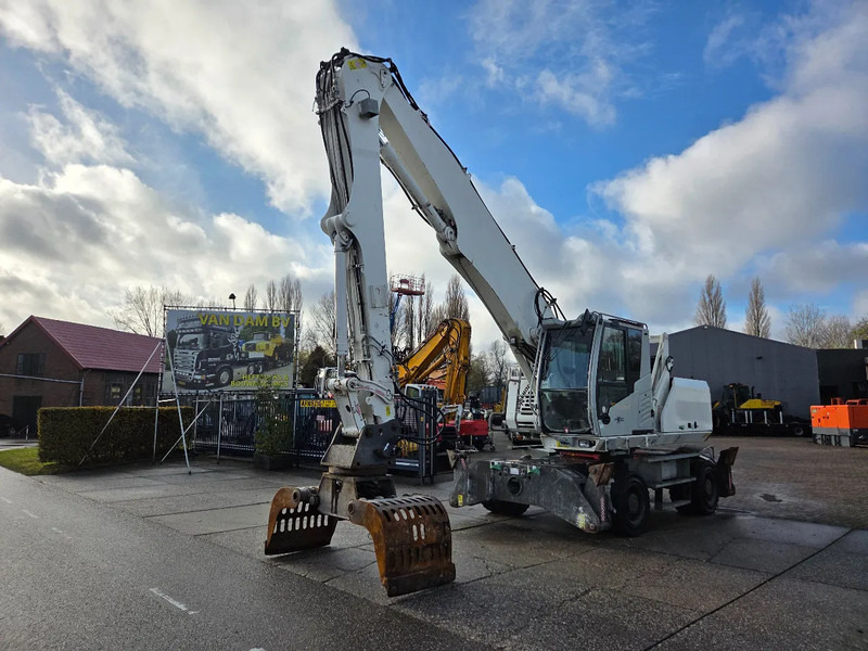 Sennebogen 821 overslagkraan met sorteergrijper - Stroj za rukovanje otpadom: slika Sennebogen 821 overslagkraan met sorteergrijper - Stroj za rukovanje otpadom Sennebogen 821 overslagkraan met sorteergrijper - Stroj za rukovanje otpadom: slika Sennebogen 821 overslagkraan met sorteergrijper - Stroj za rukovanje otpadom