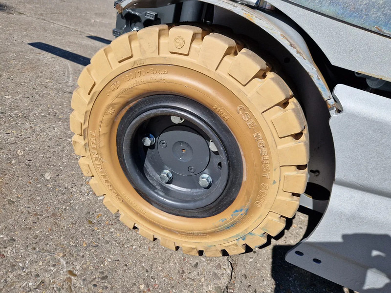 Električni viličar Still RX20-16 met nieuwe veiligheidskeuring: slika Električni viličar Still RX20-16 met nieuwe veiligheidskeuring Električni viličar Still RX20-16 met nieuwe veiligheidskeuring: slika Električni viličar Still RX20-16 met nieuwe veiligheidskeuring