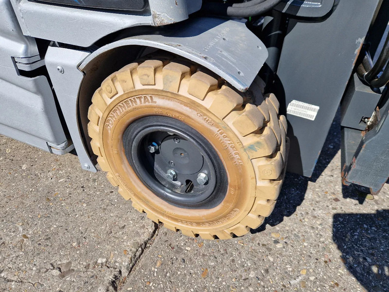Električni viličar Still RX20-16 met nieuwe veiligheidskeuring: slika Električni viličar Still RX20-16 met nieuwe veiligheidskeuring Električni viličar Still RX20-16 met nieuwe veiligheidskeuring: slika Električni viličar Still RX20-16 met nieuwe veiligheidskeuring