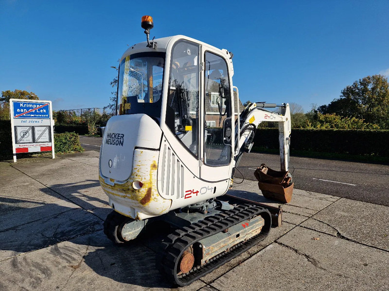 WACKER NEUSON 2404RD met nivelleersysteem, mountain proof - Mini bager: slika WACKER NEUSON 2404RD met nivelleersysteem, mountain proof - Mini bager WACKER NEUSON 2404RD met nivelleersysteem, mountain proof - Mini bager: slika WACKER NEUSON 2404RD met nivelleersysteem, mountain proof - Mini bager