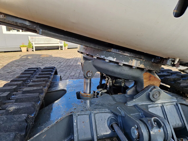 WACKER NEUSON 2404RD met nivelleersysteem, mountain proof - Mini bager: slika WACKER NEUSON 2404RD met nivelleersysteem, mountain proof - Mini bager WACKER NEUSON 2404RD met nivelleersysteem, mountain proof - Mini bager: slika WACKER NEUSON 2404RD met nivelleersysteem, mountain proof - Mini bager