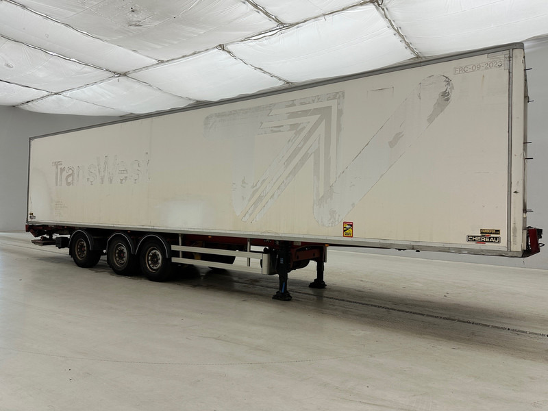Chereau Isotherme koffer - Poluprikolica sa zatvorenim sandukom: slika Chereau Isotherme koffer - Poluprikolica sa zatvorenim sandukom Chereau Isotherme koffer - Poluprikolica sa zatvorenim sandukom: slika Chereau Isotherme koffer - Poluprikolica sa zatvorenim sandukom