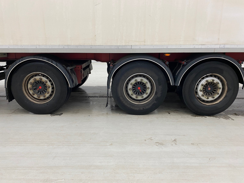 Chereau Isotherme koffer - Poluprikolica sa zatvorenim sandukom: slika Chereau Isotherme koffer - Poluprikolica sa zatvorenim sandukom Chereau Isotherme koffer - Poluprikolica sa zatvorenim sandukom: slika Chereau Isotherme koffer - Poluprikolica sa zatvorenim sandukom