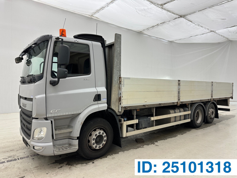 DAF CF 330 - Kamion s otvorenim sandukom: slika DAF CF 330 - Kamion s otvorenim sandukom DAF CF 330 - Kamion s otvorenim sandukom: slika DAF CF 330 - Kamion s otvorenim sandukom