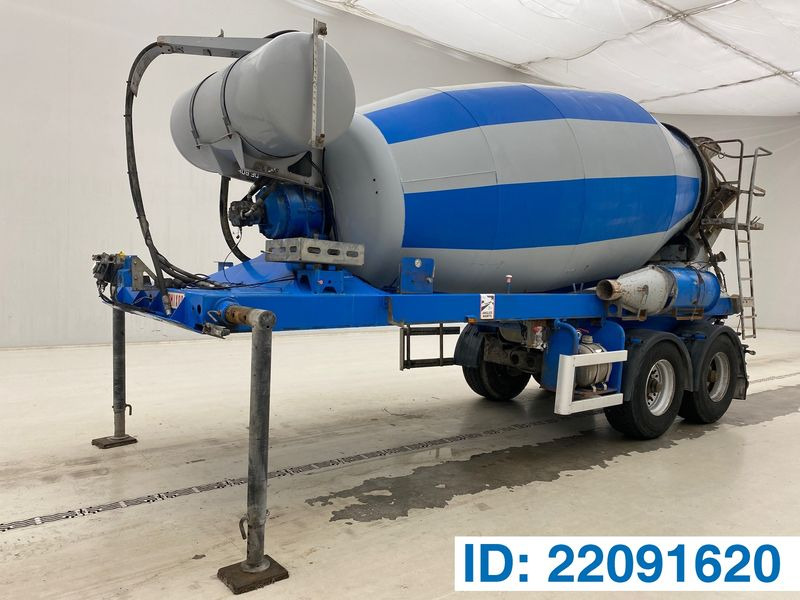 De Buf Mixer 10 m³ - Poluprikolica mikser: slika De Buf Mixer 10 m³ - Poluprikolica mikser De Buf Mixer 10 m³ - Poluprikolica mikser: slika De Buf Mixer 10 m³ - Poluprikolica mikser
