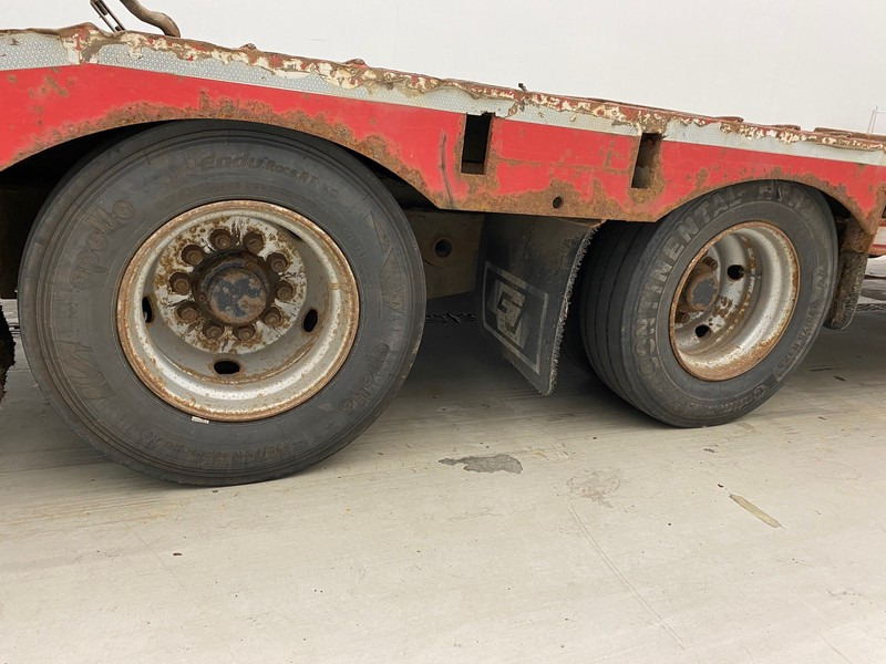 GHEYSEN & VERPOORT Low bed trailer - Poluprikolica s niskim utovarivačem: slika GHEYSEN & VERPOORT Low bed trailer - Poluprikolica s niskim utovarivačem GHEYSEN & VERPOORT Low bed trailer - Poluprikolica s niskim utovarivačem: slika GHEYSEN & VERPOORT Low bed trailer - Poluprikolica s niskim utovarivačem