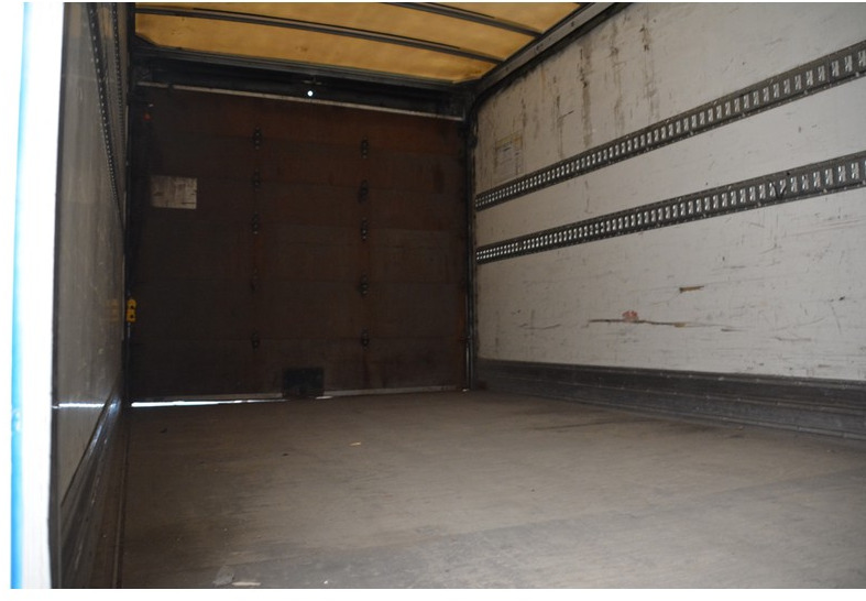 Iveco Eurocargo 120E18 - Kamion sandučar: slika Iveco Eurocargo 120E18 - Kamion sandučar Iveco Eurocargo 120E18 - Kamion sandučar: slika Iveco Eurocargo 120E18 - Kamion sandučar