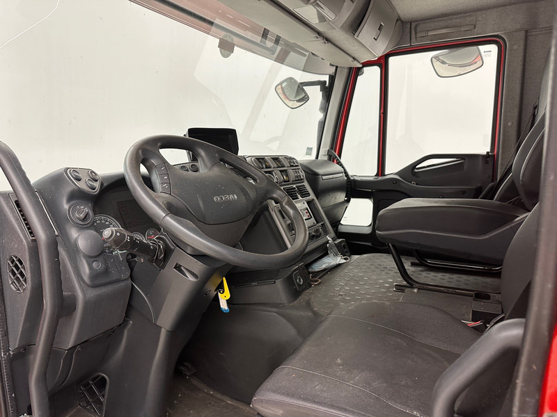 Vatrogasno vozilo Iveco Stralis 450 - 6x2: slika Vatrogasno vozilo Iveco Stralis 450 - 6x2 Vatrogasno vozilo Iveco Stralis 450 - 6x2: slika Vatrogasno vozilo Iveco Stralis 450 - 6x2