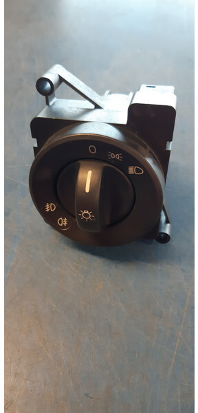 Mercedes-Benz A9435450004 A9435450004 - Ploča s instrumentima za Kamion: slika Mercedes-Benz A9435450004 A9435450004 - Ploča s instrumentima za Kamion Mercedes-Benz A9435450004 A9435450004 - Ploča s instrumentima za Kamion: slika Mercedes-Benz A9435450004 A9435450004 - Ploča s instrumentima za Kamion