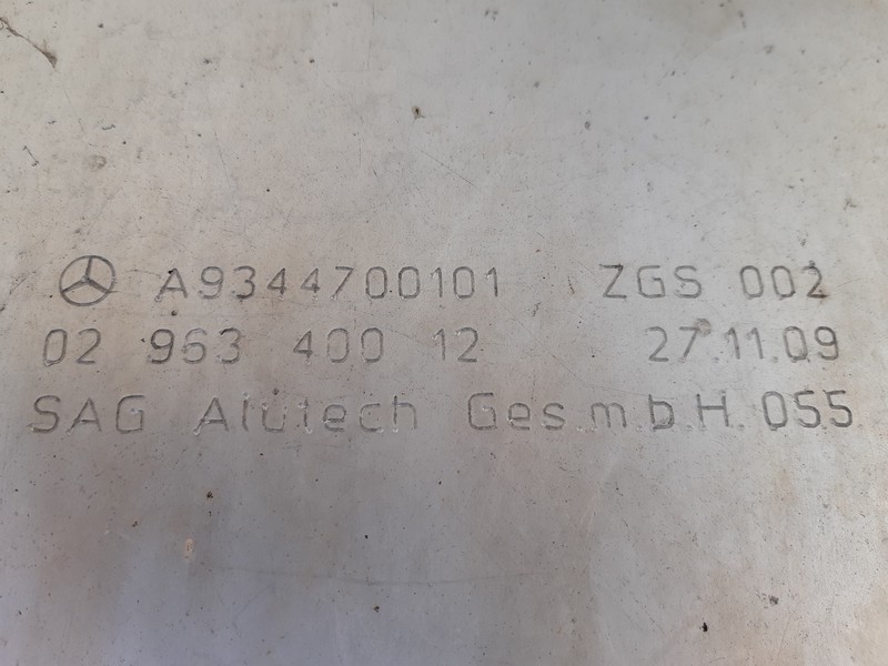 Mercedes-Benz Mazouttank actros A9344700101 - Spremnik goriva: slika Mercedes-Benz Mazouttank actros A9344700101 - Spremnik goriva Mercedes-Benz Mazouttank actros A9344700101 - Spremnik goriva: slika Mercedes-Benz Mazouttank actros A9344700101 - Spremnik goriva