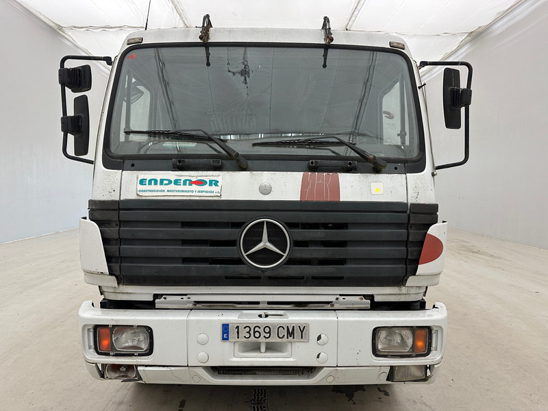 Mercedes-Benz SK 1831 - Kiper, Kamion s kranom: slika Mercedes-Benz SK 1831 - Kiper, Kamion s kranom Mercedes-Benz SK 1831 - Kiper, Kamion s kranom: slika Mercedes-Benz SK 1831 - Kiper, Kamion s kranom